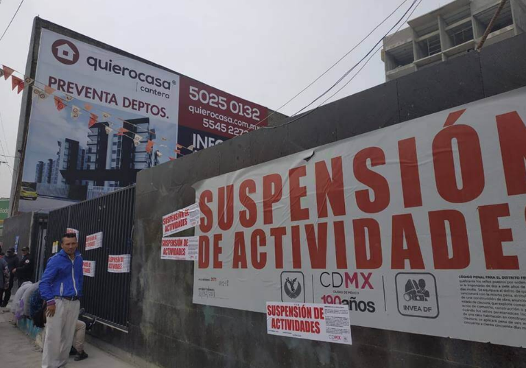 Tras tres años de lucha vecinal, suspenden obras en Aztecas 215 de Coyoacán
