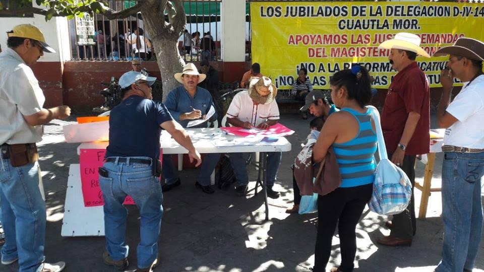Recopilación de firmas, plaza de Cuautla, Morelos